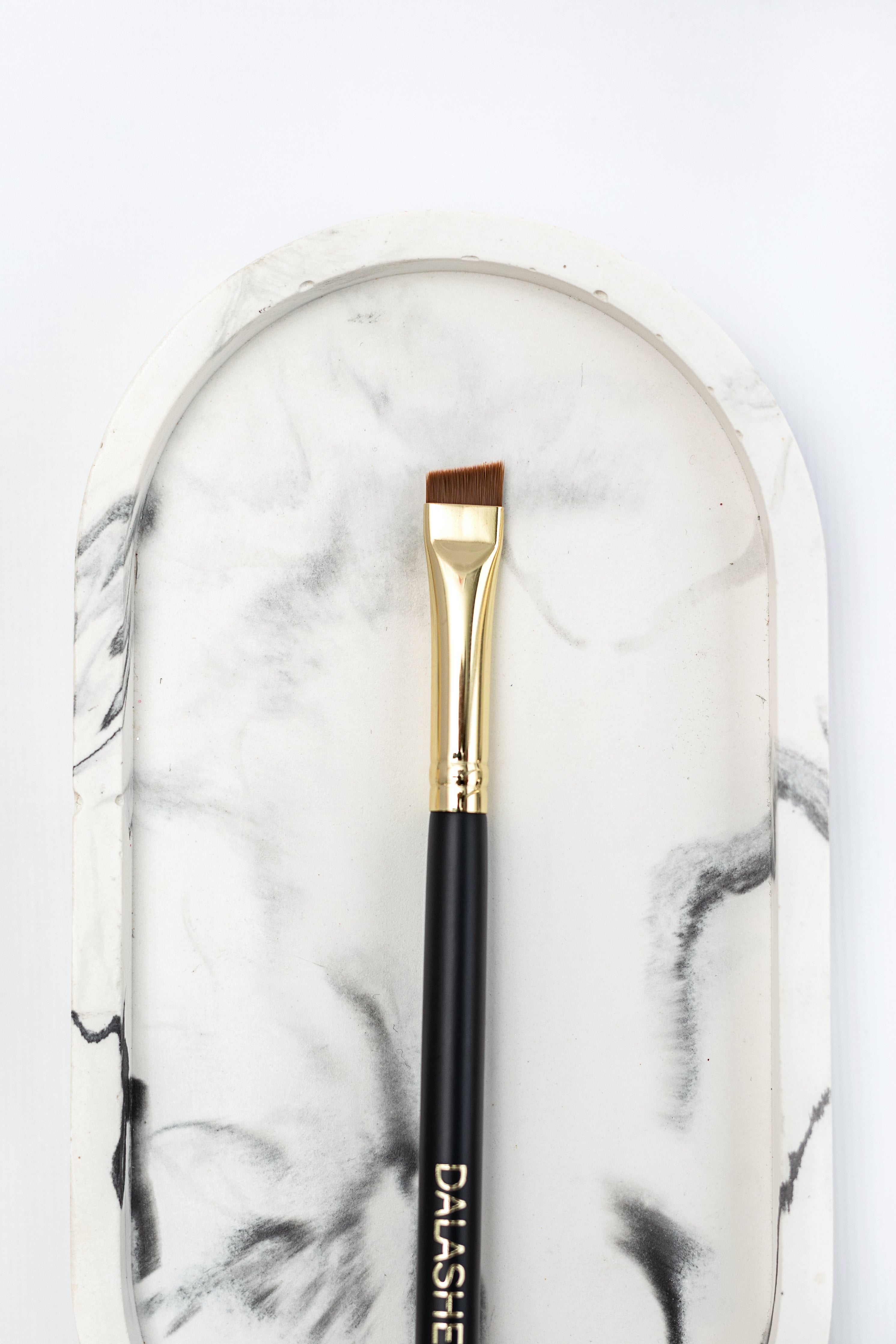 Magnetic brushes (profesjonalne pędzelki do brwi ta rzęs)